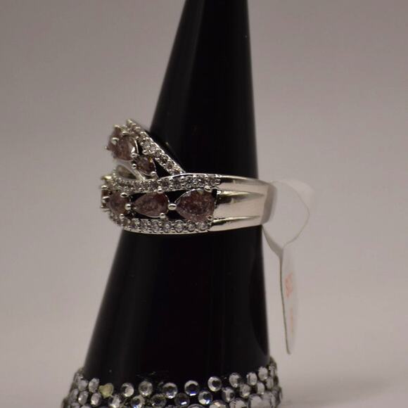 Bomb Party Ring Size 6 "Glimmering Nebula" - Picture 8 of 11